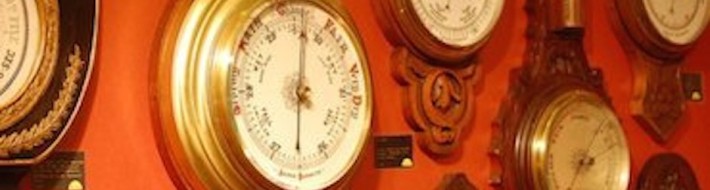 Photo-Barometers-antique